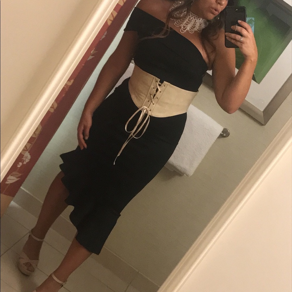 One shoulder dress